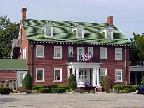 Seantor's Inn Photo